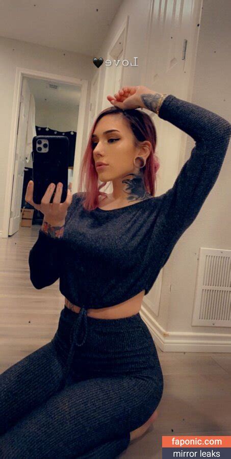 Pterodactylsftw Aka Twowheelsandaponytail Nude Leaks Onlyfans Faponic
