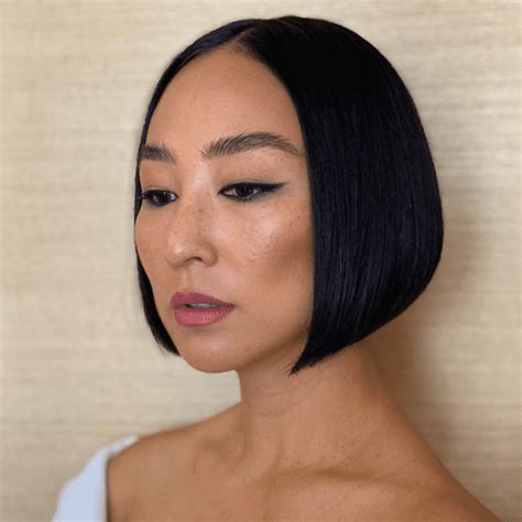 Brunette Bobs That Prove It S The Ultimate Cut And Color Combo