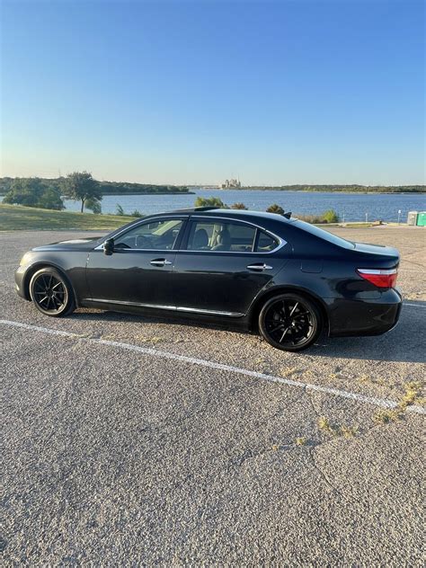 The new LS460L : r/Lexus