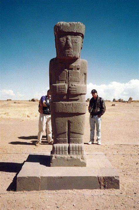 La cultura tiahuanaco también conocida como cultura tiahuanacota o