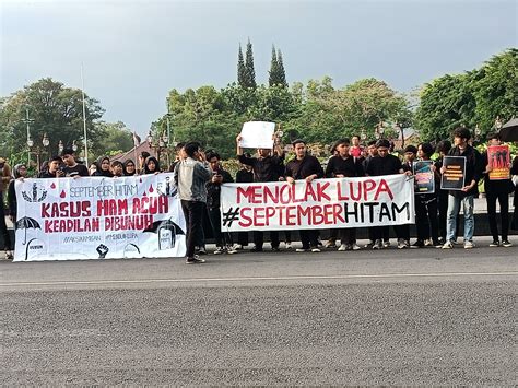 Aksi Kamisan Sebagai Upaya Merawat Ingatan Beritaunsoed