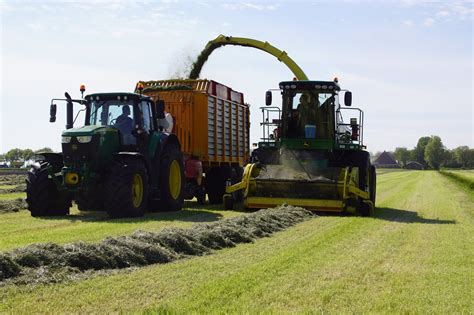 John Deere Gras Hakselen Met Een John Deere Pro Drive