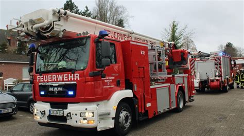 Feuerwehr Im Einsatz Beim Altenzentrum Rheiderland Zeitung