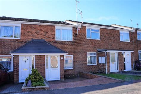 2 Bedroom Terraced House For Sale In Conisborough Swindon Sn5 8es