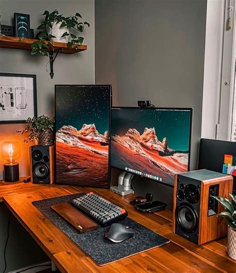 Clean And Minimal Desk Setups To Take Your Home Office Up A Notch Maximize Productivity