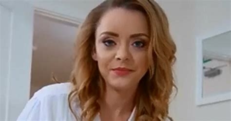 Oğluna sex dersi veriyor Phoenix Porno