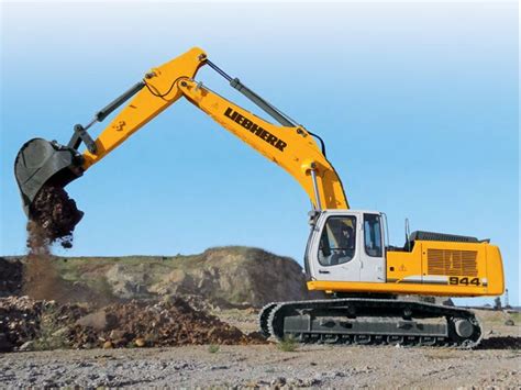 Liebherr R C Litronic Crawler Excavator Kw Specification And