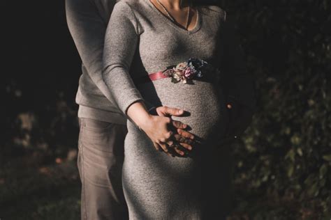 Unique Couples Pregnancy Photography