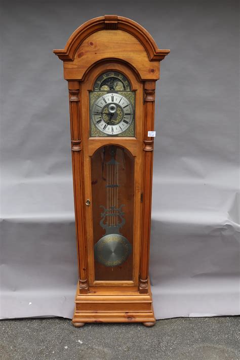 Sold Price Grandfather Clock By Sligh April 6 0120 1000 Am Edt