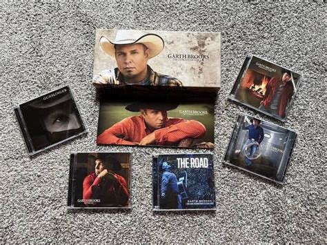 Garth Brooks The Ultimate Collection Exclusive 10 Discs Hobbies