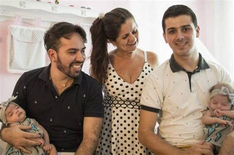 Mamma Offre L Utero Al Figlio Gay Nascono Alice E Valentina Gay It