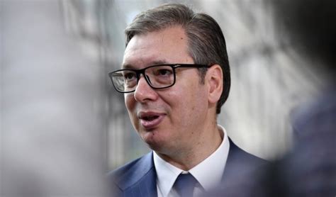 VELIKA ČAST ZA PREDSEDNIKA Vučić primio od Društva lekara Vojvodine