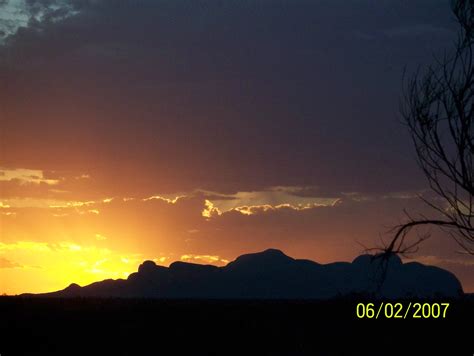 Ayers Rock Airport (AYQ), Yulara NT, Australia Sunrise Sunset Times