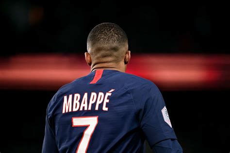 Football Prolongation de Kylian Mbappé ce scénario qui fait trembler