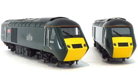 Hornby R30098 Class 43 Hst Castle Train Pack 43 004 Caerphilly Castle 43 155 Rougemont