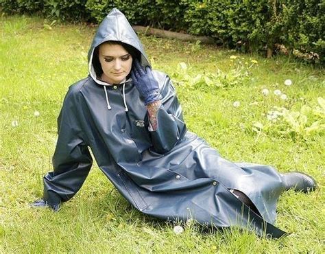 Pin By Saba Superheterodyn On Regenmantel Rainwear Girl Rain Wear