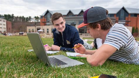 business finance major  minor uw eau claire