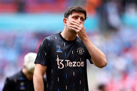 Gary Nevilles Manchester United Blueprint For Harry Maguire Is No Longer Viable Jack Flintham