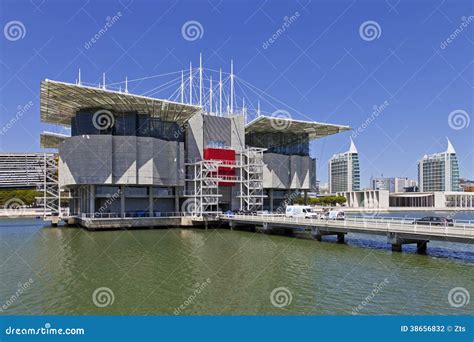 Oceanario De Lisboa / Oceanarium - Lisbon Editorial Photography - Image ...