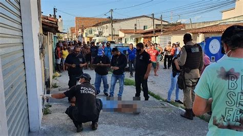 Dois homens são assassinados vários tiros no bairro Caseb Acorda