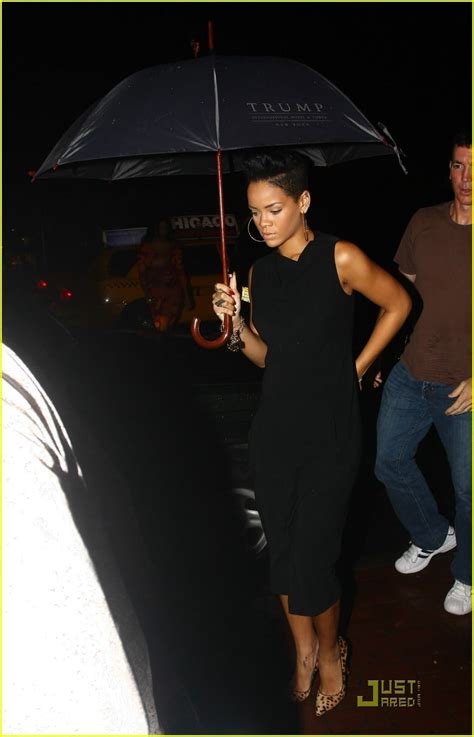 Rihanna Is A Backless Dress Babe Photo Rihanna Photos Just Jared Celebrity News