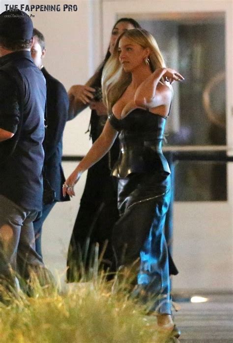 Sydney Sweeney Nude Naked Leaked Photos And Videos Sydney Sweeney Uncensored The Fappening