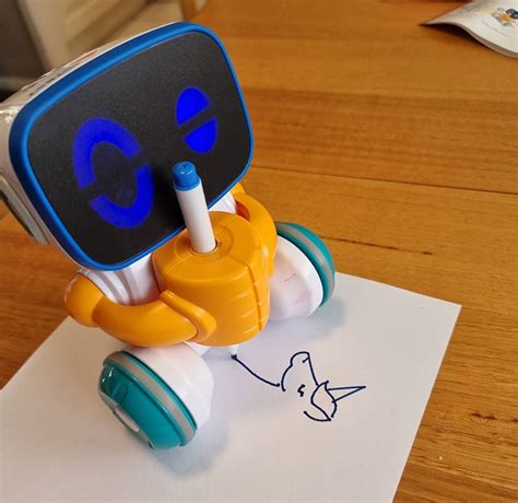 Vtech Jotbot Review The Drawing Robot Diy Party Central