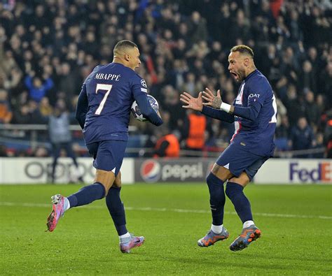 Foot Psg Neymar Nouveau Boulet De Mbapp Le Psg Re Oit Un Ordre