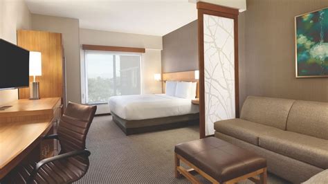 2 Room Family Suites Near Disneyland® | Hyatt Place Anaheim