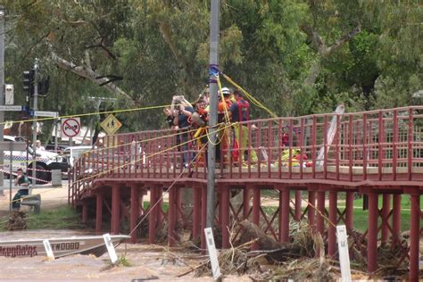 Motorist Clings To Tree For Hours After Car Swept Into Alice Springs Todd River Abc News