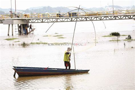 Perlu Aksi Nyata Bersihkan Sungai Mahakam Dari Limbah Plastik Ikan