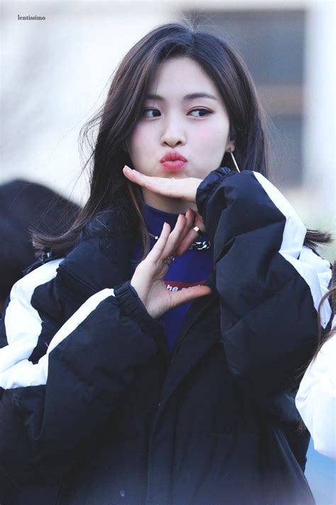 Ryujin Pics Ryujinfiles Twitter Itzy Kpop Girl Groups Kpop Girls