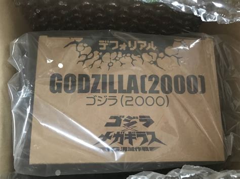 Yahooオークション 新品・未開封品 デフォリアル ゴジラ2000 一般