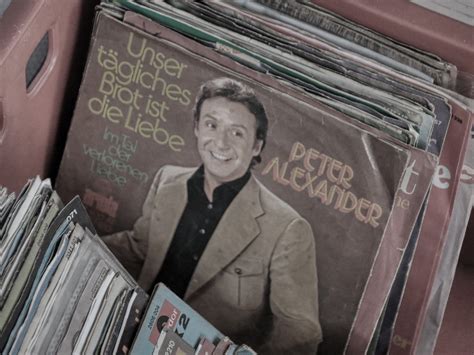 Commuters guide to navigating the busy Busbahnhof Heinsberg 4