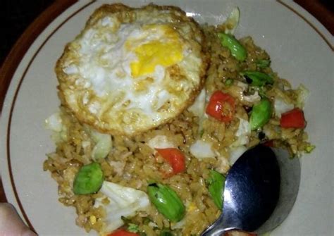 Resep Nasi Goreng Pete Spesial Telur Ceplok Oleh Yuni Cookpad