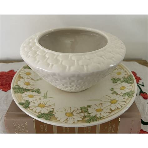 Metlox Dining Vintage Metlox Poppytrail Sculptured Daisy Gravy Boat