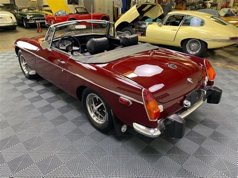 Mgb Roadster Excellent Cosmetic Restoration Rebuilt Engine