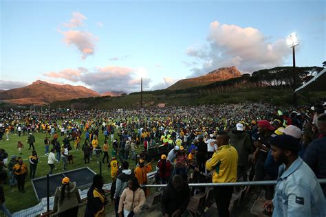 Stellenbosch FC Issue Statement Following Crowd Trouble In Kaizer