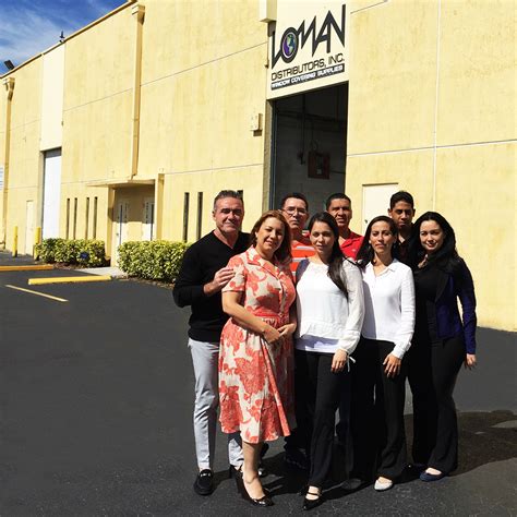 Company | Loman Distributors Inc.