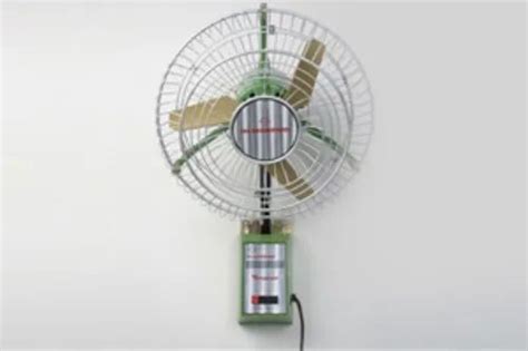 70 W 18 Inch Almonard Wall Mount Industrial Fan For Home 220 V At