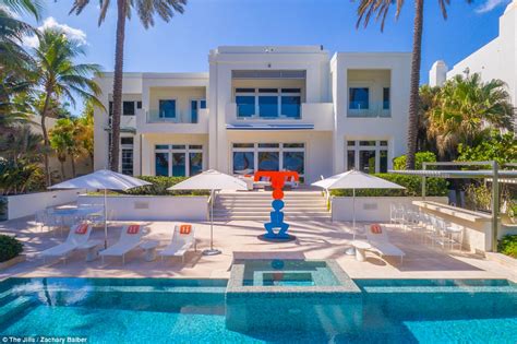 Tommy Hilfiger Lists His Colorful Miami Mansion For 275m Daily Mail