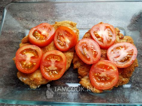 Куриный шницель с помидорами и сыром в духовке — рецепт с фото пошагово