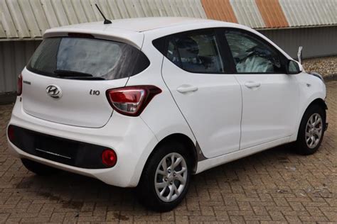 Hyundai I10 10 12v Salvage Vehicle 2019 White
