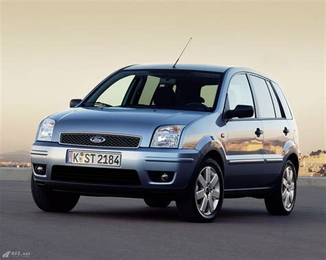 Ford Fusion Bilder. Eine neue Generation Kleinwagen.