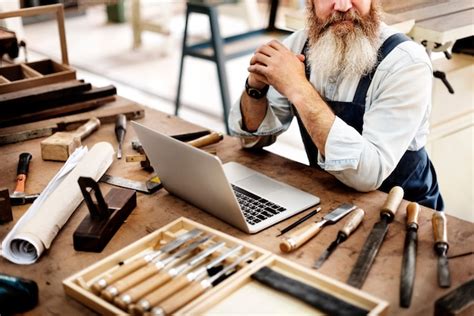 Tischler Kunstfertigkeit Zimmerei Handwerks hölzernes Werkstatt Konzept