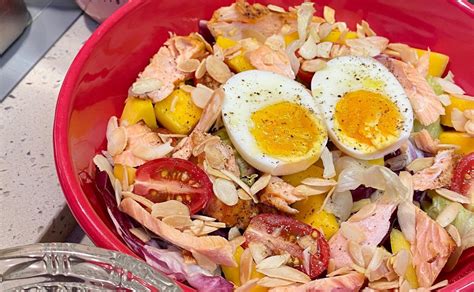 Salada De Lascas De Salm O Receiteria