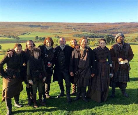 Behind the scenes of outlander – Artofit