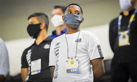 Caso Robinho Audi Ncia Final Dura Apenas Minutos Do Brasil