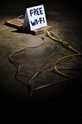 TheFappening Privacy: The Hidden Dangers of Free Wi-Fi - 1fr8sj2