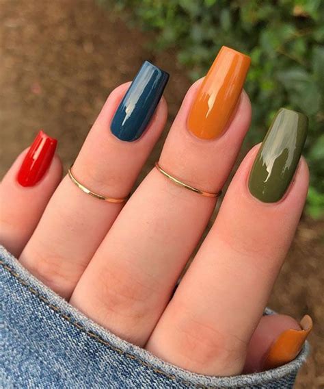 40 Beautiful Nail Design Ideas To Wear In Fall Mismatched Classic